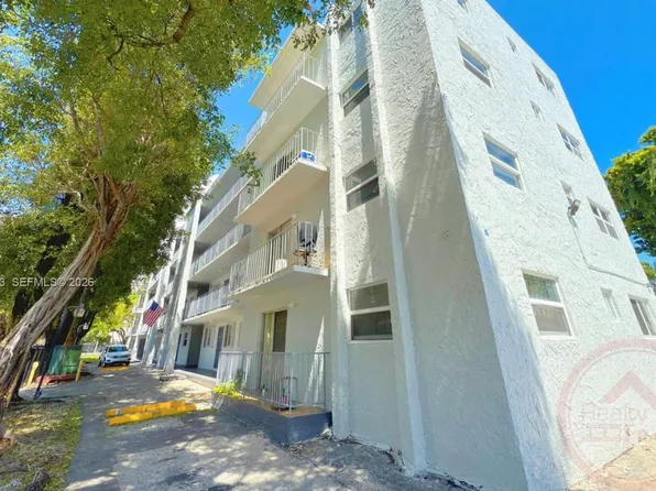 1111 NW 19th Ave APT 403, Miami, FL 33125