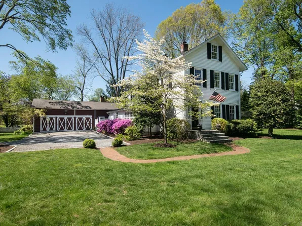 202 Old Kings Highway North, Darien, CT 06820