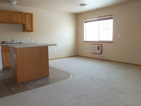 2nd image of 1822 Wyoming St APT C