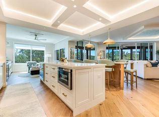 445 Cove Tower Dr APT 302, Naples, FL 34110