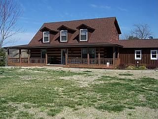 LOG  HOME & 5 ACRES