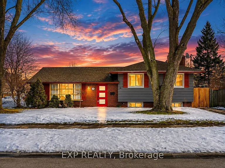 33 Fairlawn Rd — Photo 1