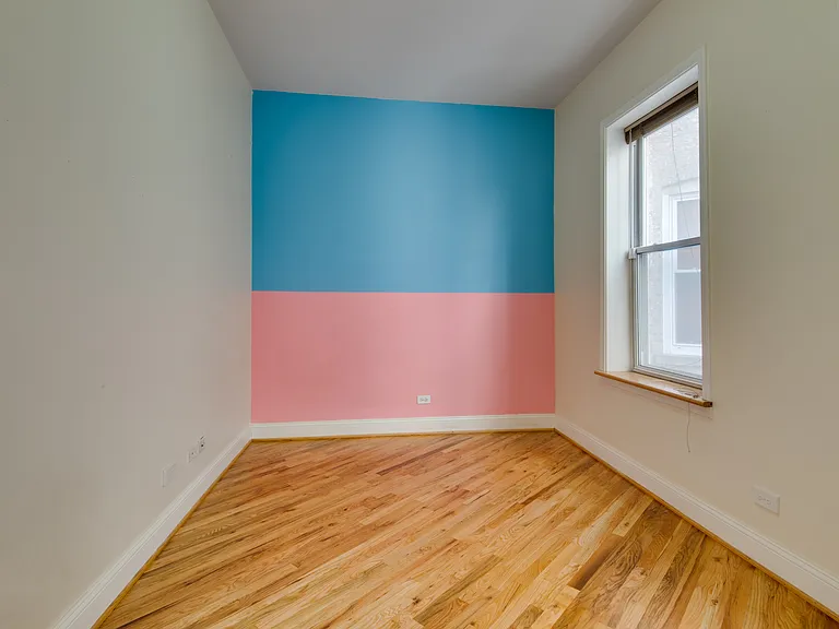 5207 S Blackstone Ave — Photo 13