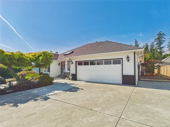 1650 Admiral Tryon Blvd, Nanaimo, BC V9P 1Y1