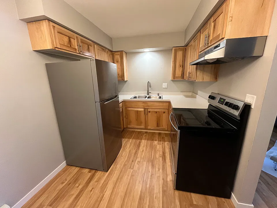 629 1st Ave W #5