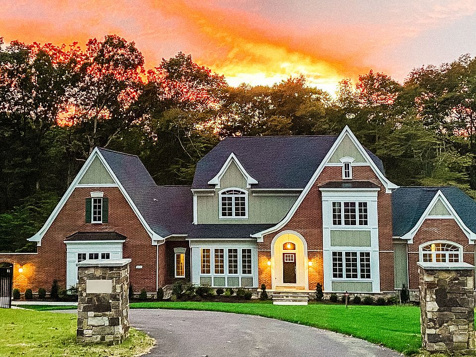 The Bedford at Creekside