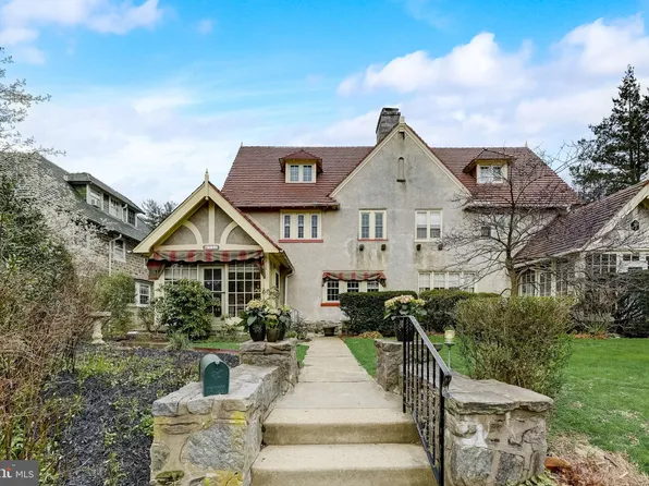 510 E Durham St, Philadelphia, PA 19119