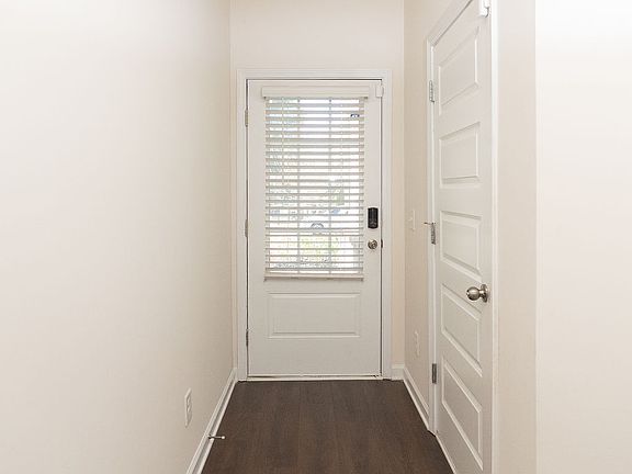 2nd image of 5741 Silver Lake Dr