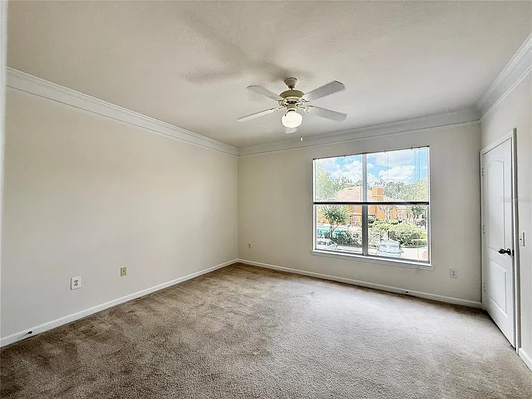 8801 Villa View Cir #202 — Photo 6