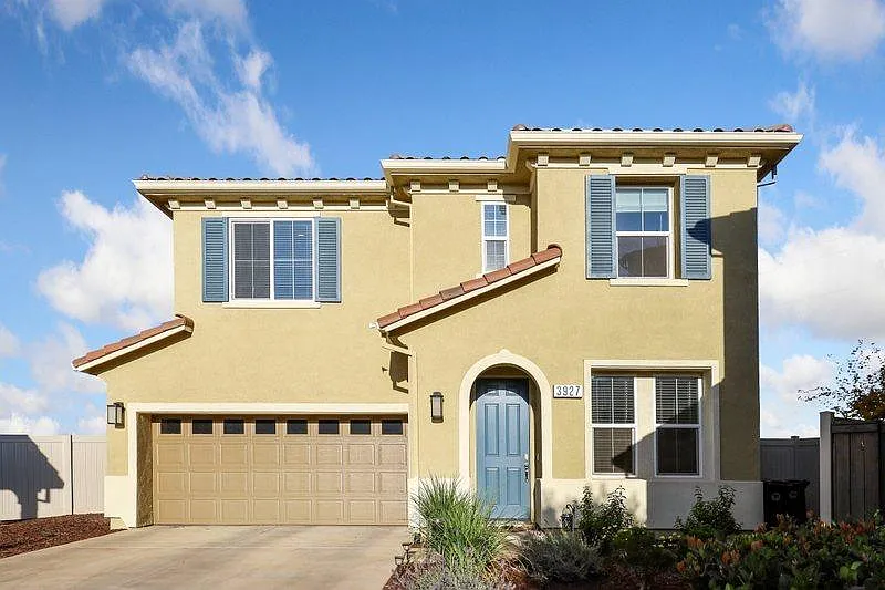 3927 Aristotle Cir photo 1