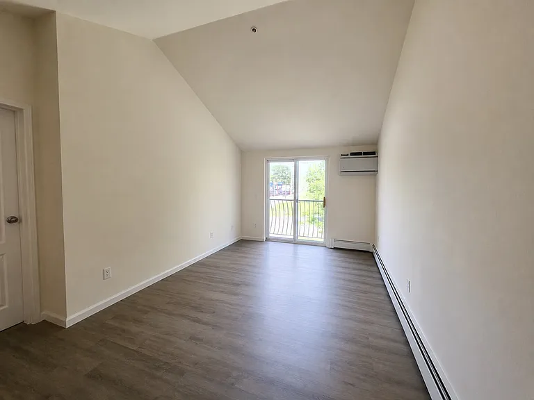 177-50 S Conduit Ave #2L — Photo 2