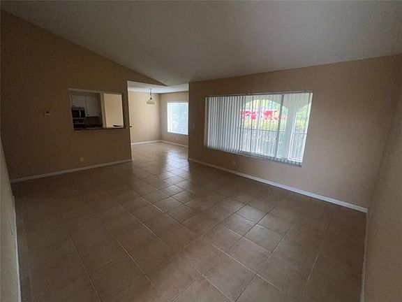 4th image of 815 W Boynton Beach Blvd APT 1204
