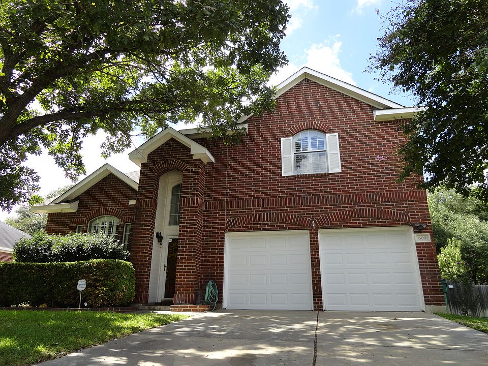 1st image of 609 Cornell Dr