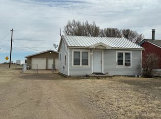 1414 Park Ave, Panhandle, TX 79068