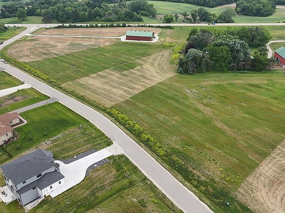 3rd image of 440 BEERE LANE