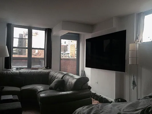 Rented by Brown Harris Stevens | media 12