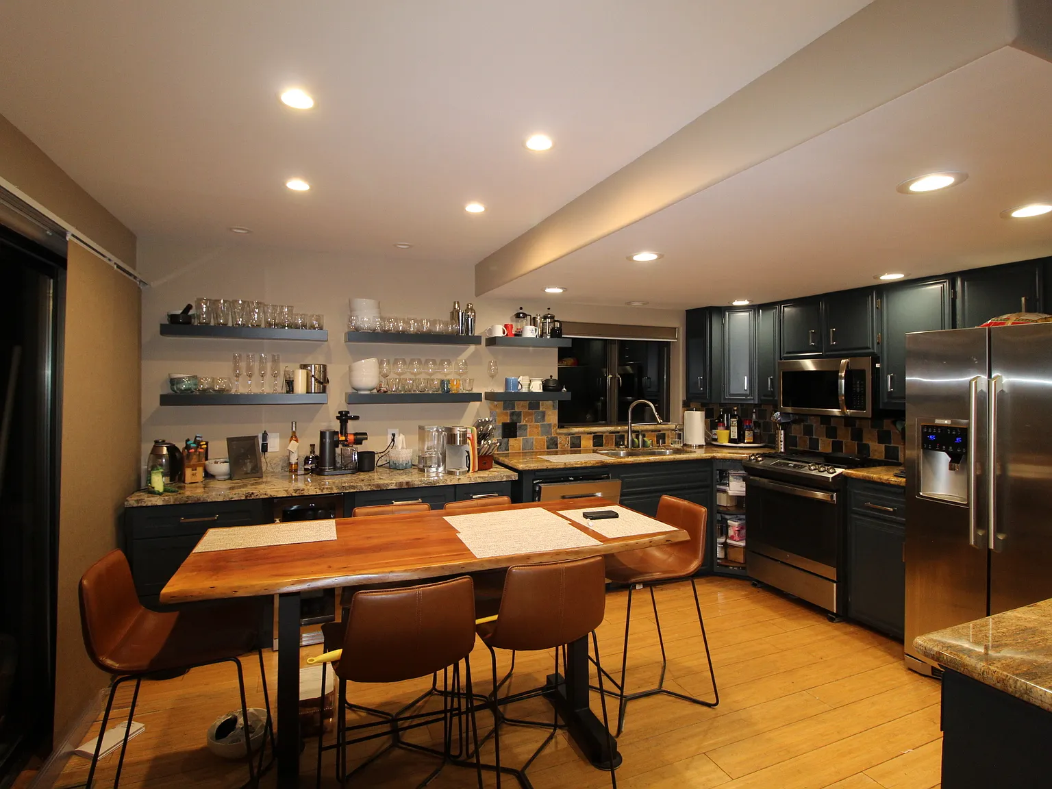 807 Jeffrey Ct — Photo 4