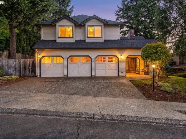 14232 Meadow Grass St, Lake Oswego, OR 97035