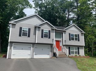 13 Sunrise Ln, Hampden, ME 04444