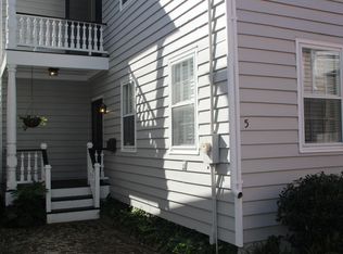 5 Montagu Ct, Charleston, SC 29401