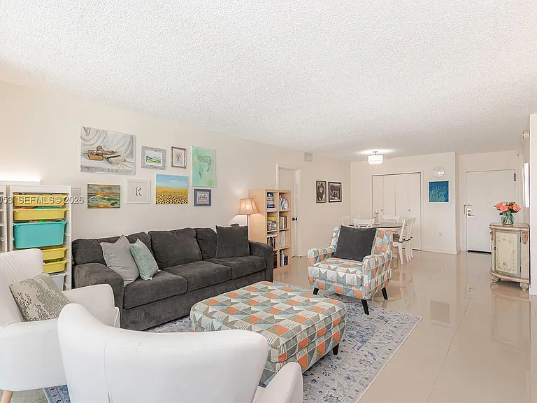 5750 Collins Ave #3J — Photo 5