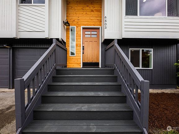 4th image of 6503 61st Street NE