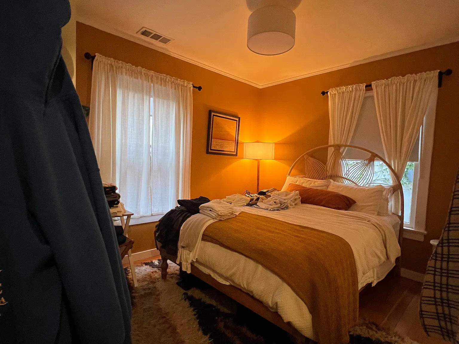 2 bed, 852 sqft, $6,450 — Photo 3