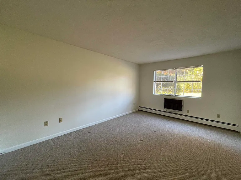 383 Huse Rd #9 — Photo 23