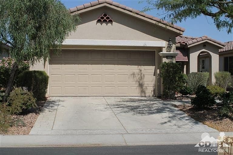 1st image of 80440 Avenida Santa Belinda