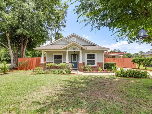 1224 Athens Ct, Tallahassee, FL 32305