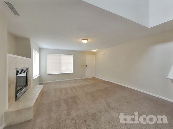 3rd image of 2621 Grand Fir Dr