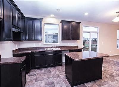 2nd image of 620 Herrogate Sq #276