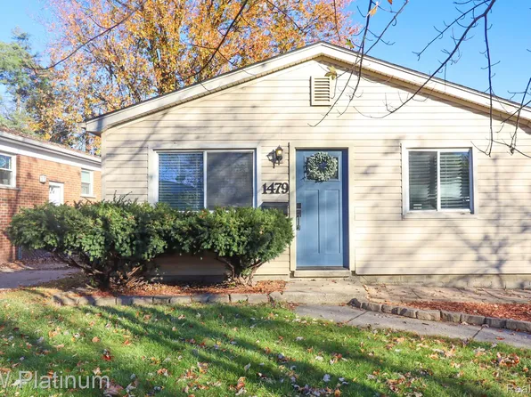 1479 E Meyers Ave, Hazel Park, MI 48030