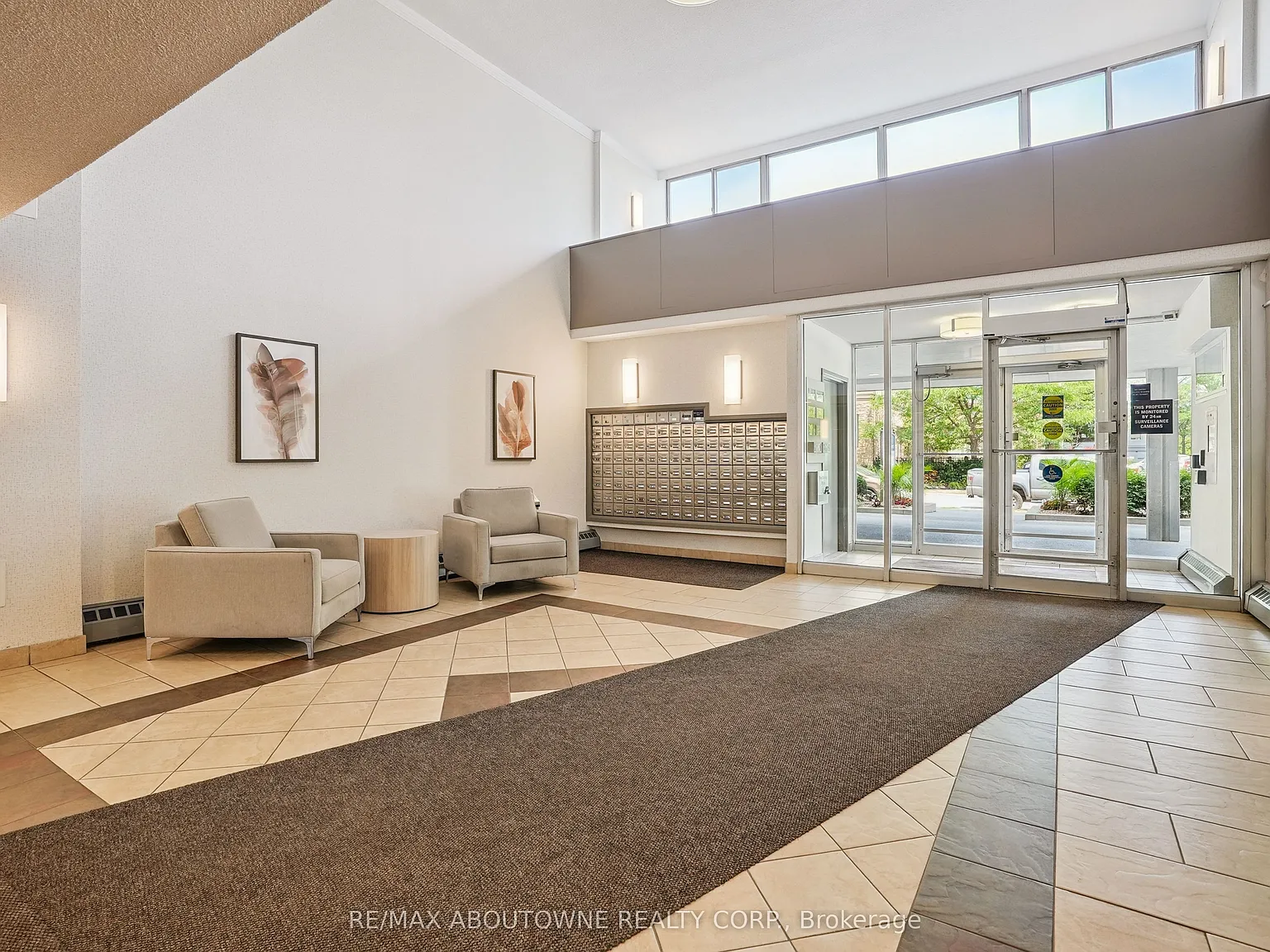 2 bed, $1,795 — Photo 3