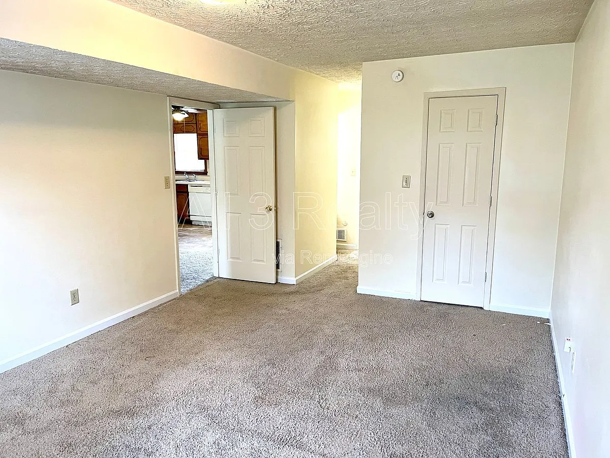 Building Photo - 108 Appleton Blvd #B
