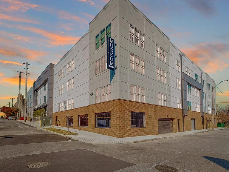 Museum Lofts — Photo 26
