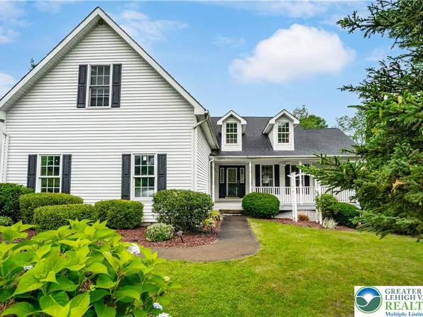 620 Pittston Ave, Dupont, PA 18641