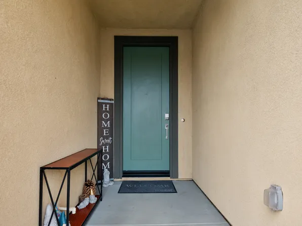 1491 Lilac Pl, Banning, CA 92220