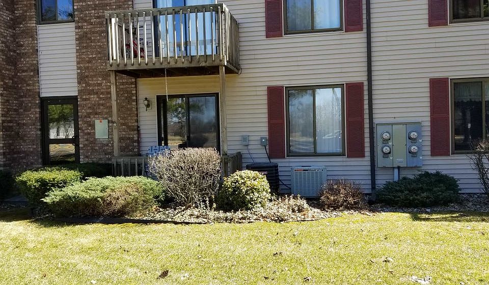1st image of 205 Clarinet Blvd E #205