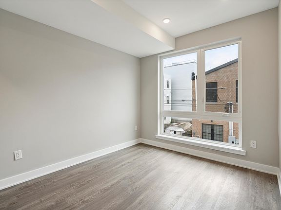 4th image of 1841-43 N Gratz St #1C