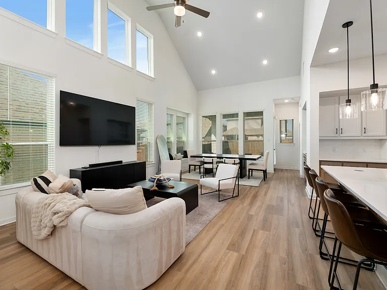 635 Brockwell Bnd — Photo 4