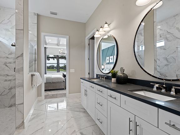 Model Representation Owner s bathroom