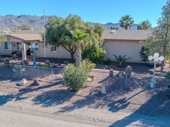 152 S Houck Rd, Golden Valley, AZ 86413