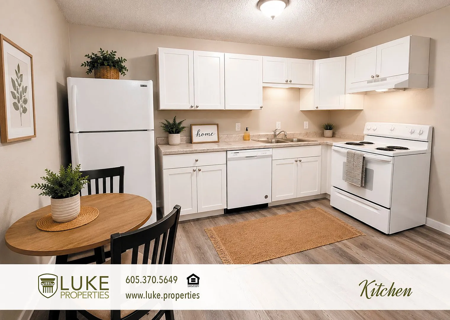 Updated apartment near downtown and Interstate — Photo 3