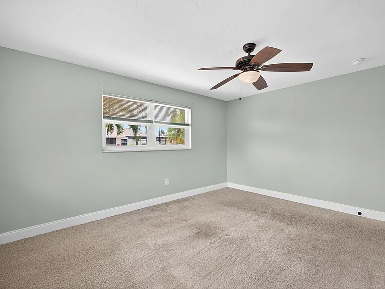 4419 N Pacific Cir — Photo 12