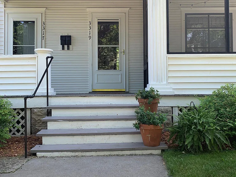 3319 Colfax Ave S — Photo 18