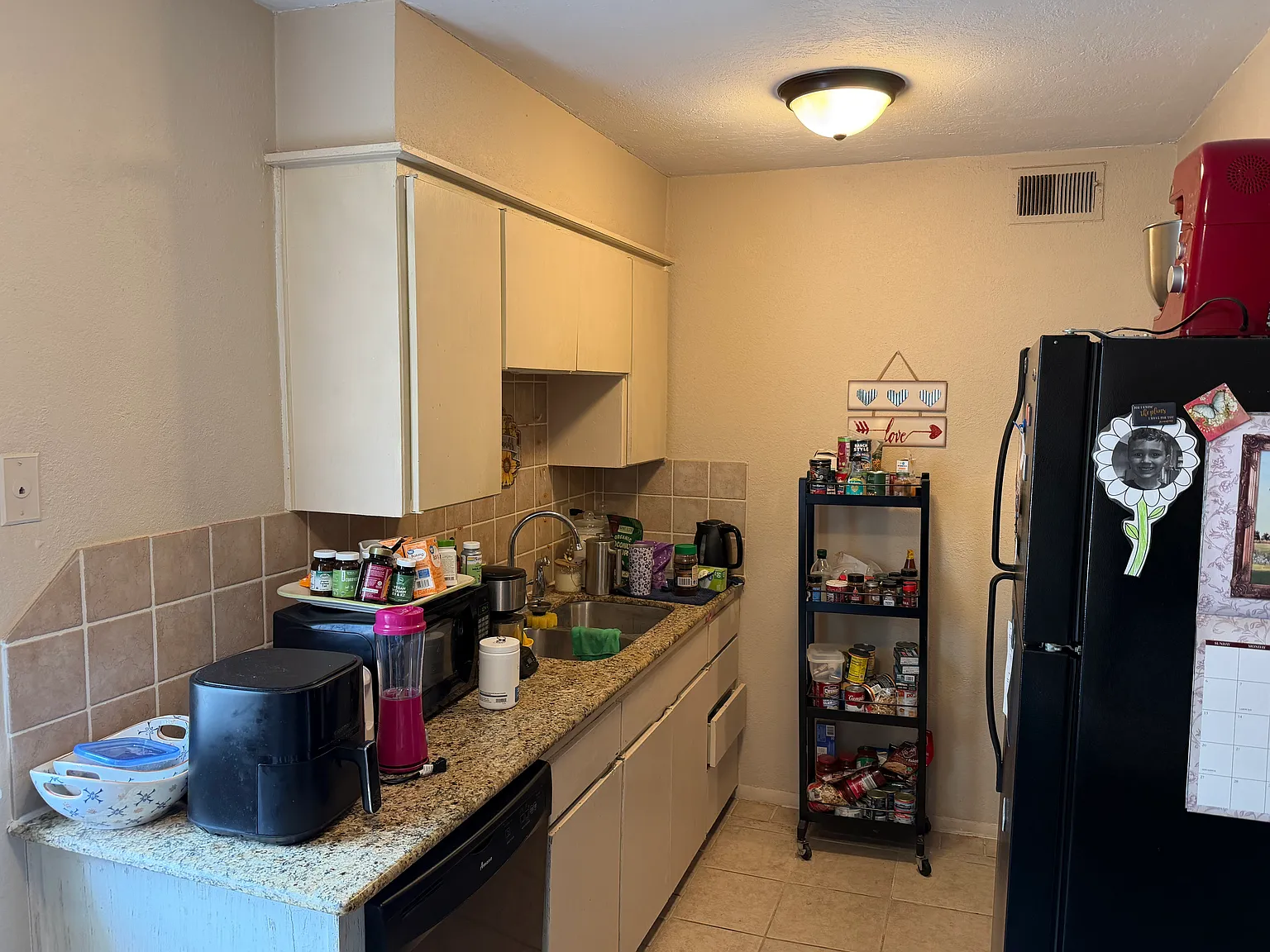 2 bed, $950 — Photo 3