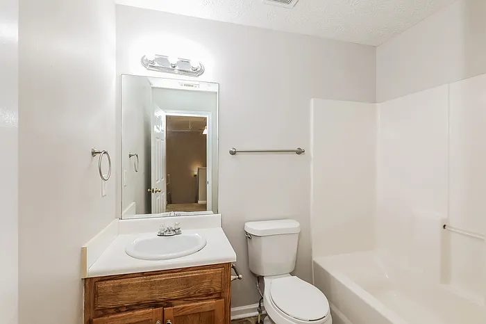 195 Wynnmeade Pkwy — Photo 16