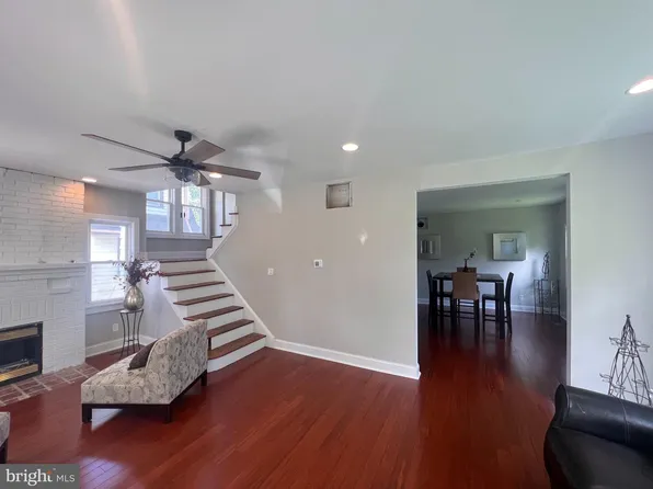 6735 Cedar Ave, Pennsauken, NJ 08109