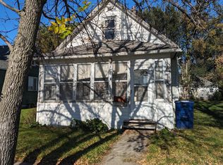 212 2nd Ave, Enderlin, ND 58027